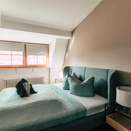 Luga Homes - Nikolaikirche Apartman Lipcse