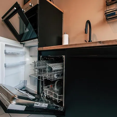 Luga Homes - Nikolaikirche * Leipzig