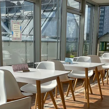 Luga Homes - Nikolaikirche Apartamento *