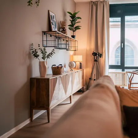 Luga Homes - Nikolaikirche Apartment *