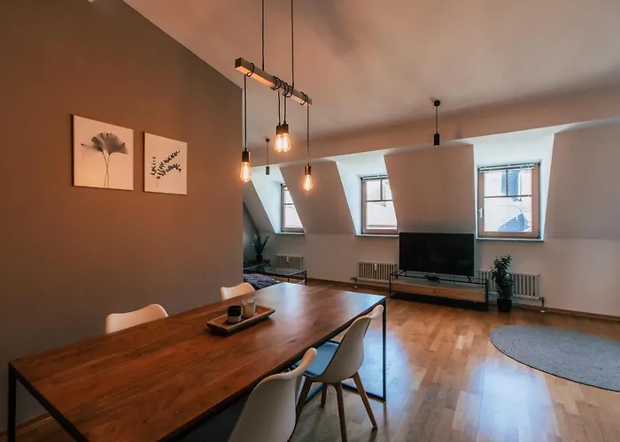 Luga Homes - Nikolaikirche *