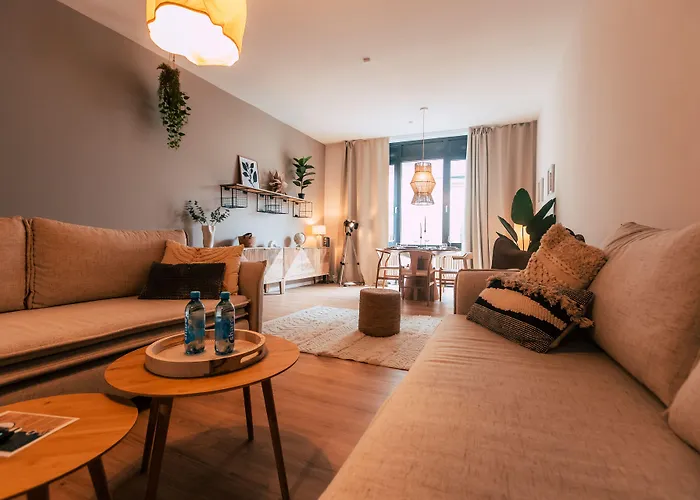 Luga Homes - Nikolaikirche Leipzig